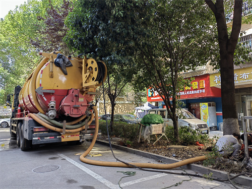 長沙高壓車疏通下水道,市政管道清淤